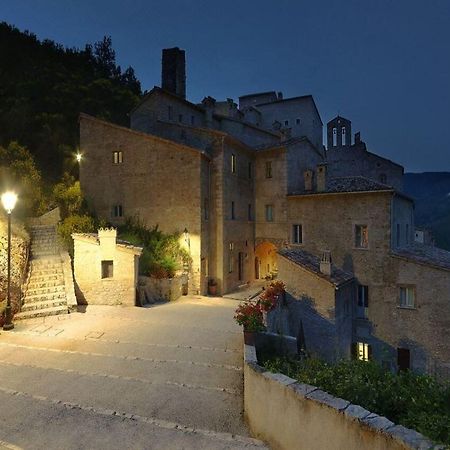 Castello Di Postignano Hotel Sellano Kültér fotó