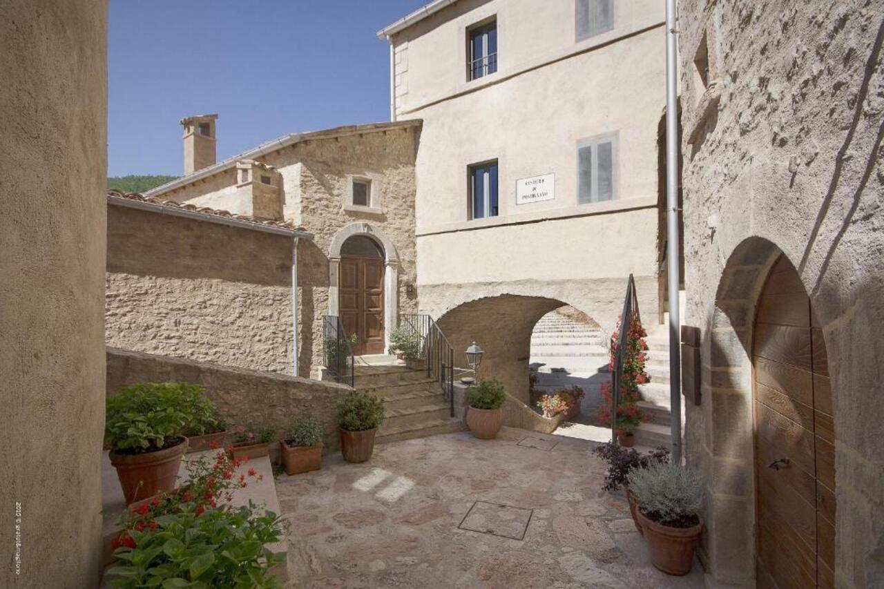 Castello Di Postignano Hotel Sellano Kültér fotó